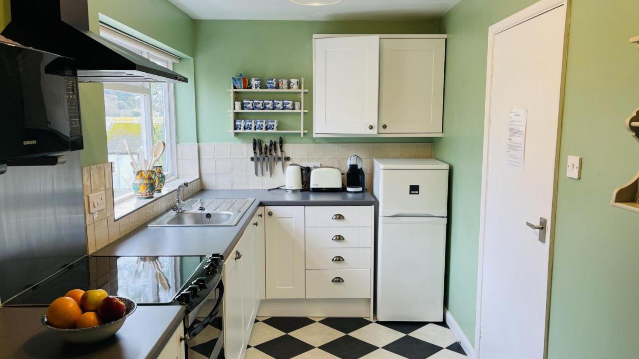 Number 20 - Central, Classic Style, Private And Parking Dartmouth Buitenkant foto