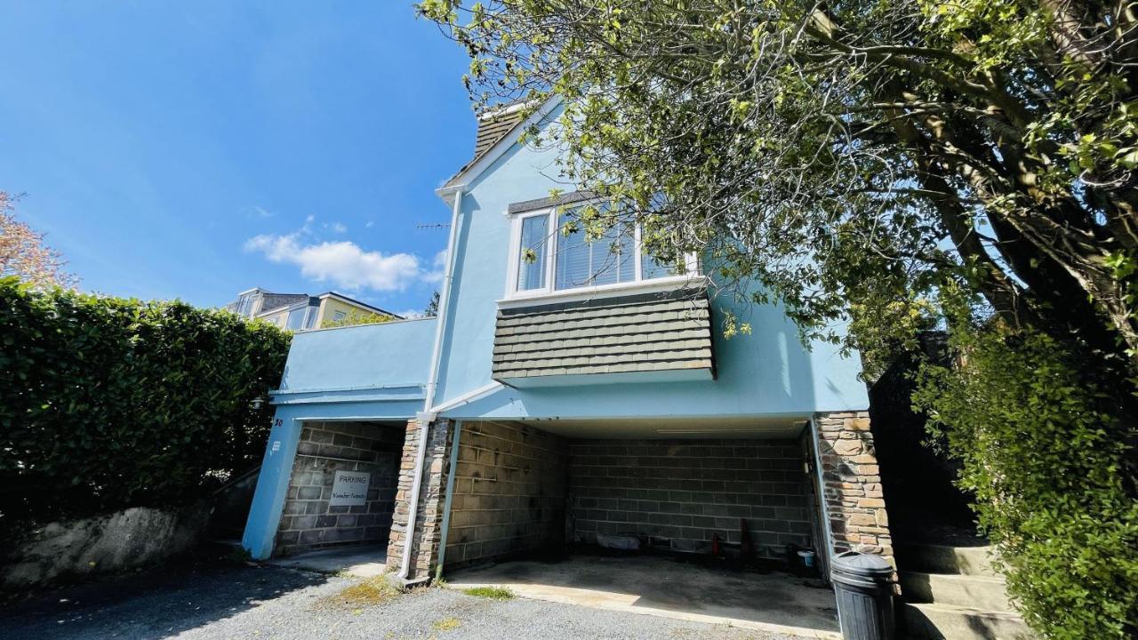 Number 20 - Central, Classic Style, Private And Parking Dartmouth Buitenkant foto
