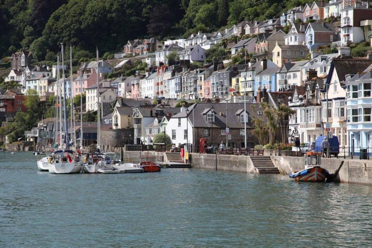 Number 20 - Central, Classic Style, Private And Parking Dartmouth Buitenkant foto